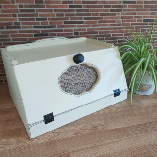 Retro chlebník s větrací mřížkou II