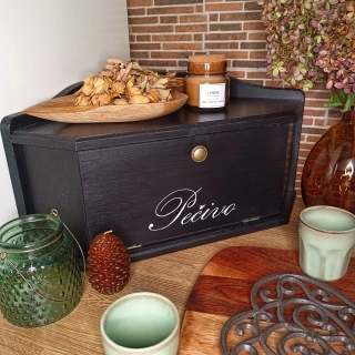 Chlebník černý (rohový)